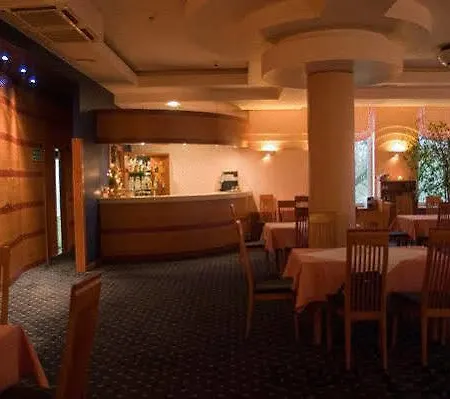 Hotel Naramowice 2*
