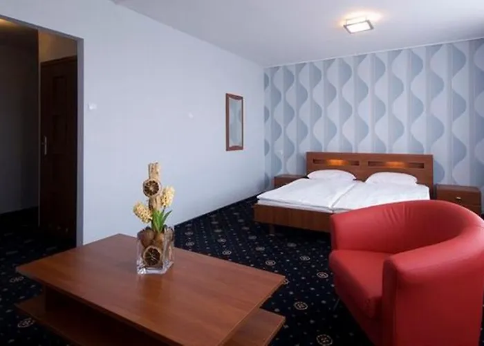 Hotel Naramowice 2*